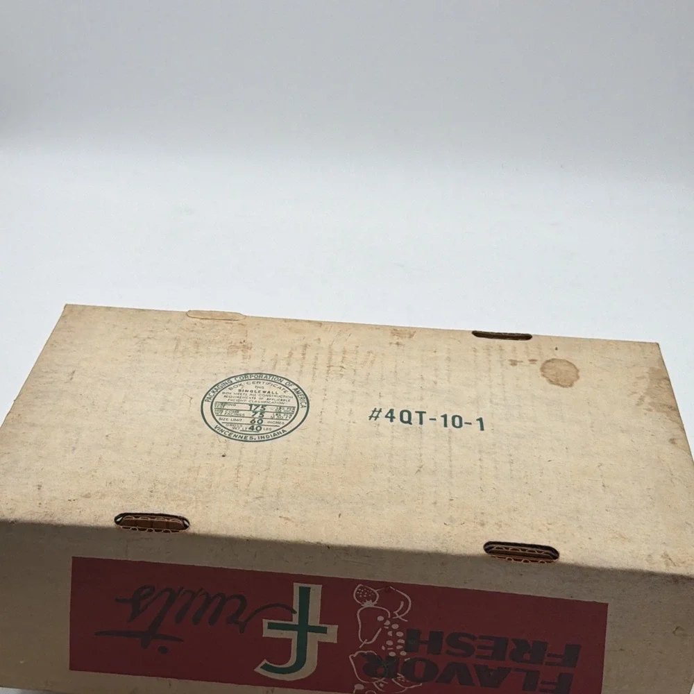 Vintage Cardboard Flavor Fresh Fruit PRODUCE BOX Basket Metal Handle Bedford Ky